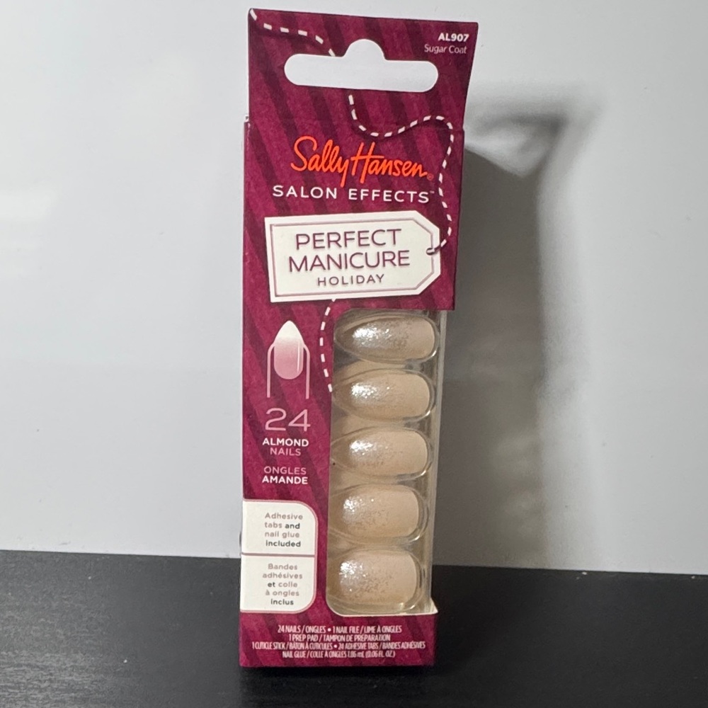 Sally Hansen Perfect Manicure Holiday Press-On Nails - Cream